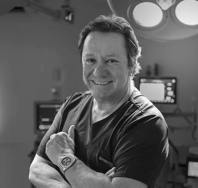 _Dr. Raúl González web